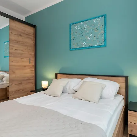 Stylish In A Modern Development Parking & Balcony By Renters Daire Gdansk