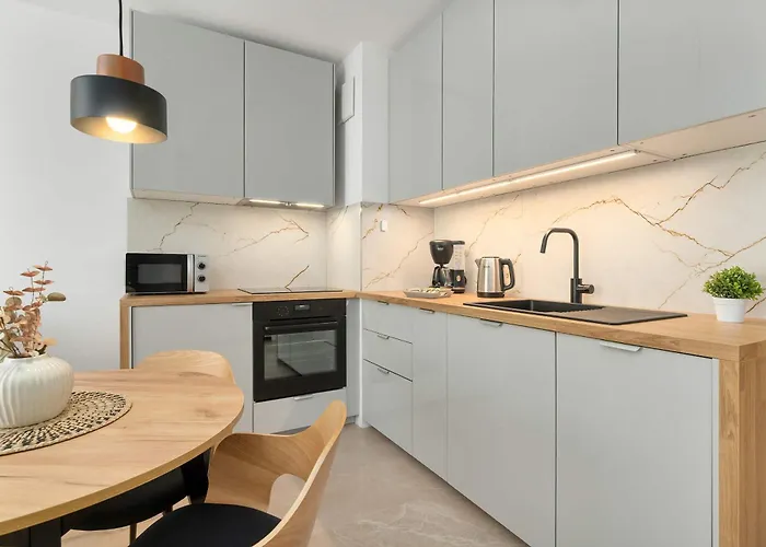 Lägenhet Stylish In A Modern Development Parking & Balcony By Renters Gdańsk