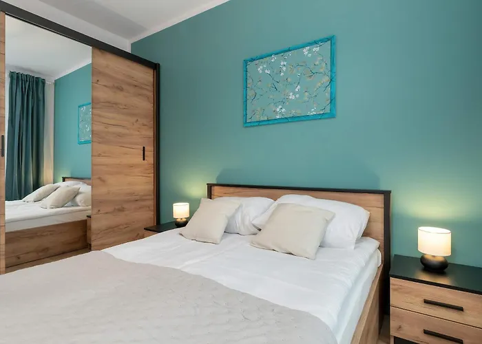 Stylish In A Modern Development Parking & Balcony By Renters Appartement Gdańsk