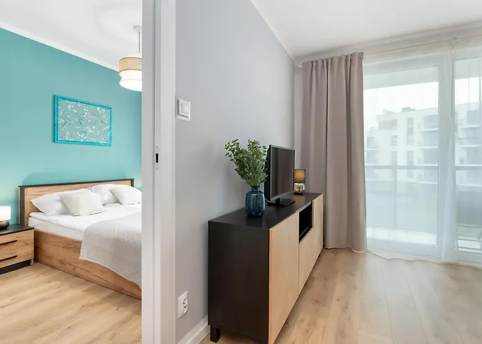 Stylish In A Modern Development Parking & Balcony By Renters Appartement Gdańsk