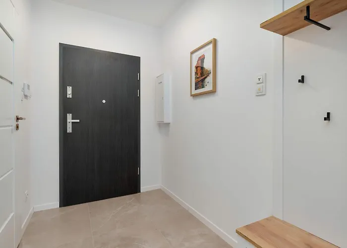 Stylish In A Modern Development Parking & Balcony By Renters Lägenhet *