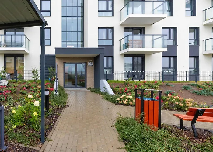 Lägenhet Stylish In A Modern Development Parking & Balcony By Renters *